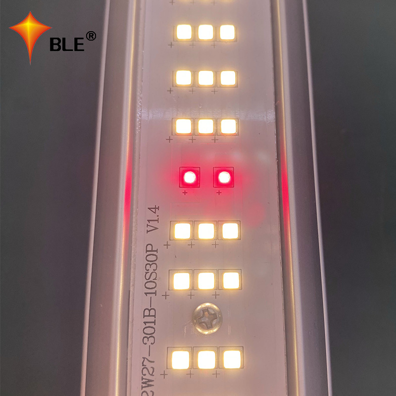 鉢植え用の低電力100wリニアLED成長ライト